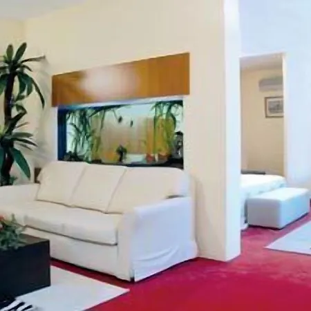 Tcc Plaza Hotel 5*